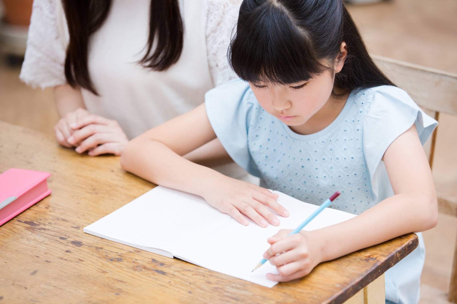 「先取り学習」と「間違い直し」で確実な基礎定着