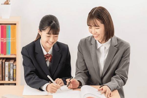 内申アップにつながる！無料の「5科目対応」定期テスト対策