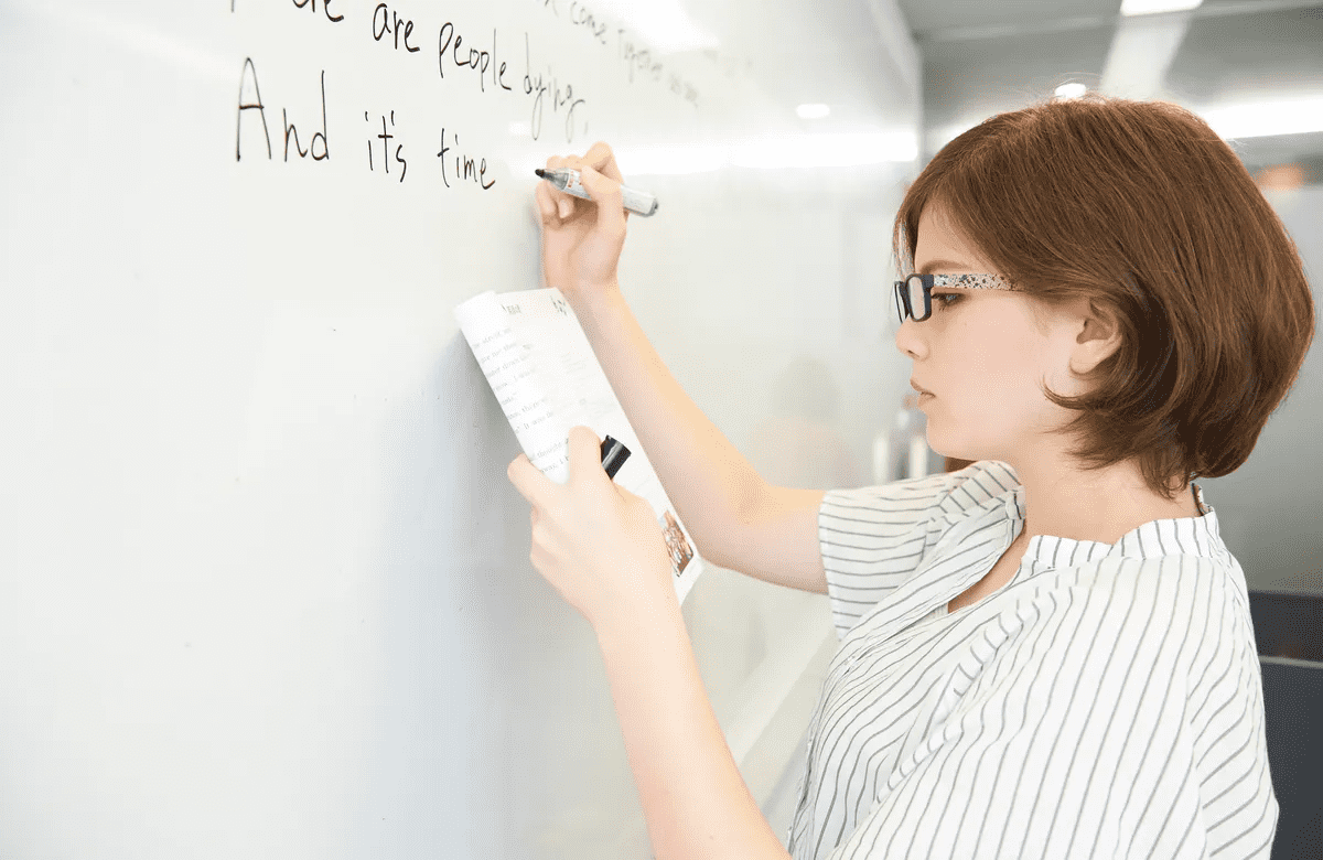 ENGLISH-Xには、具体的にどのような特色があるの？（他の塾とどう違うの？）