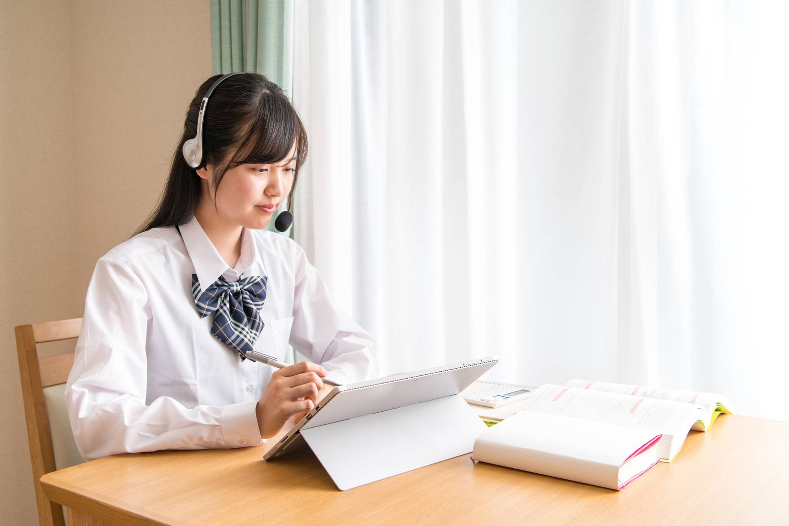 無料サポートと月額15,000円の進学特化サポート