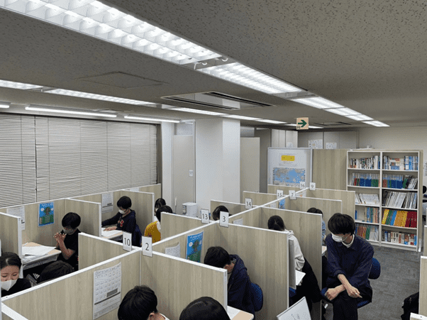 3.生徒一人ひとりに寄り添う担任制