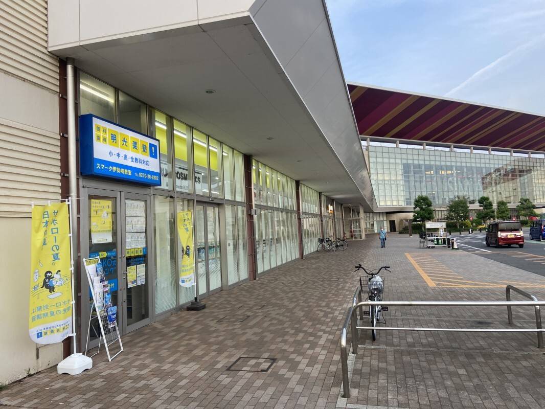 教室はマツキヨ・ミスドの出入り口から徒歩10秒