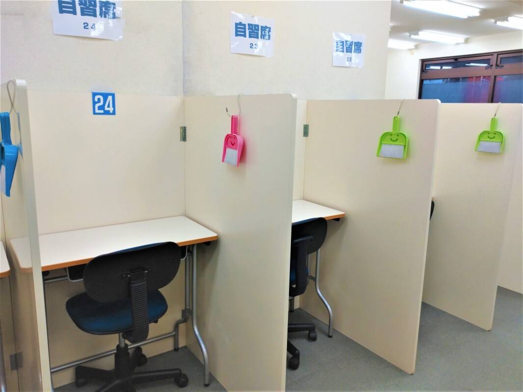 自習席も完備！！