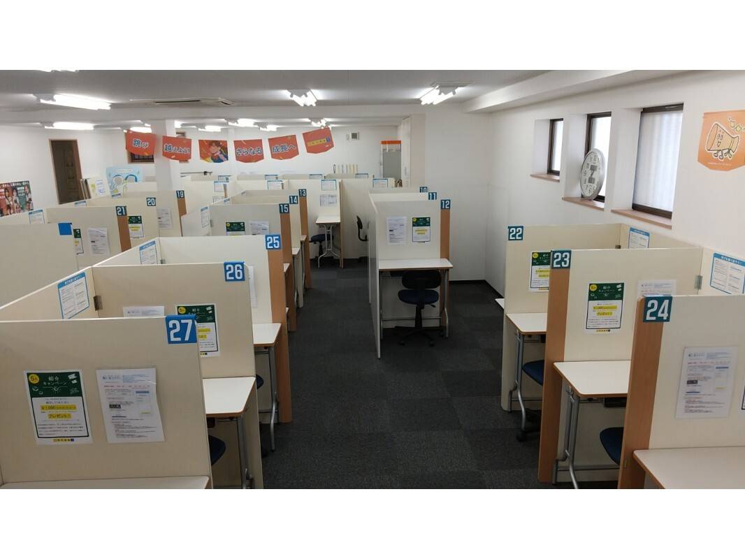 座席はこのように仕切られています。