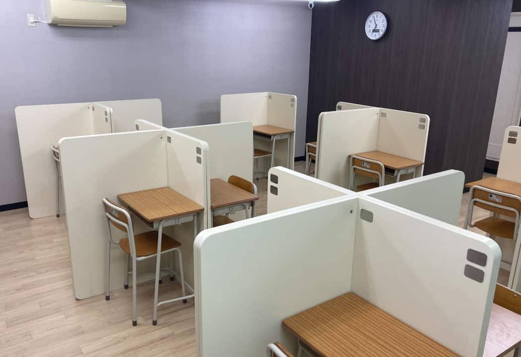 授業に集中しやすい個別のブース