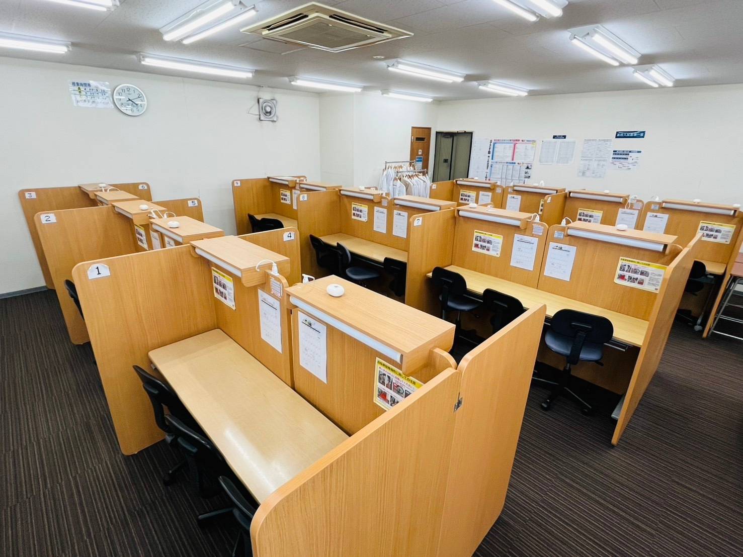 個別指導の授業ブースです。