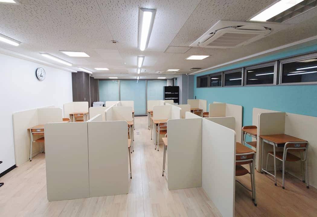 授業に集中しやすい個別のブース