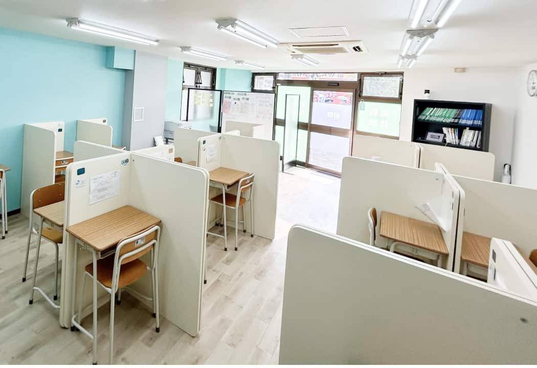 授業に集中しやすい個別のブース
