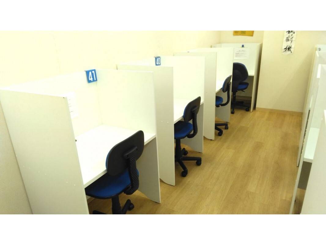 専用の自習室もあります！！授業日以外の日も使用は自由です！！