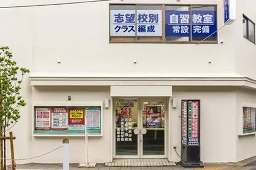 高槻本校、校舎