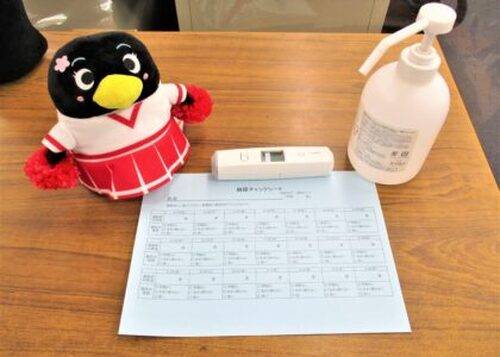 新型コロナウィルス感染防止のため、生徒の皆さんの健康と安全に最大限配慮しつつ、授業を実施しております