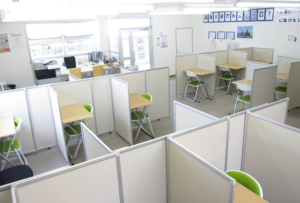 毎日個別塾5-Days（ファイブ・デイズ） 南蔵王校の画像2