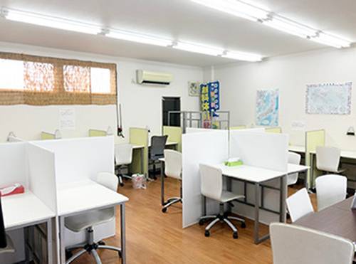 個別指導塾 学習空間 甲府東教室の画像2