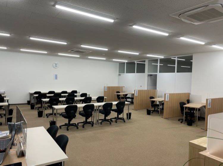 個別指導塾 トライプラス 箕面船場阪大前校の画像1